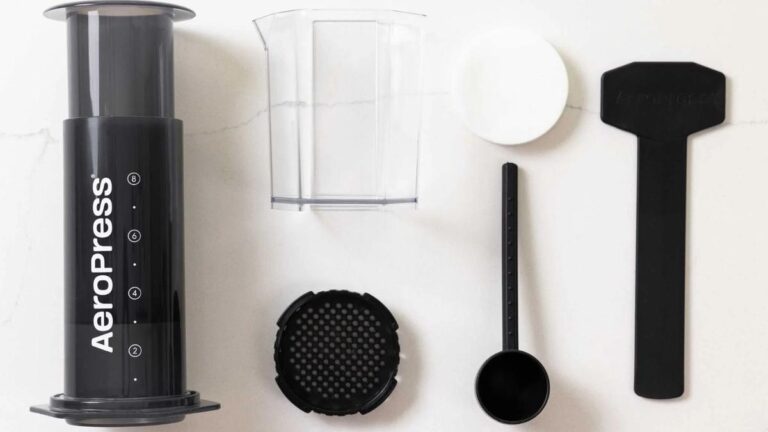 The Barista's Guide to Perfecting the AeroPress Recipe